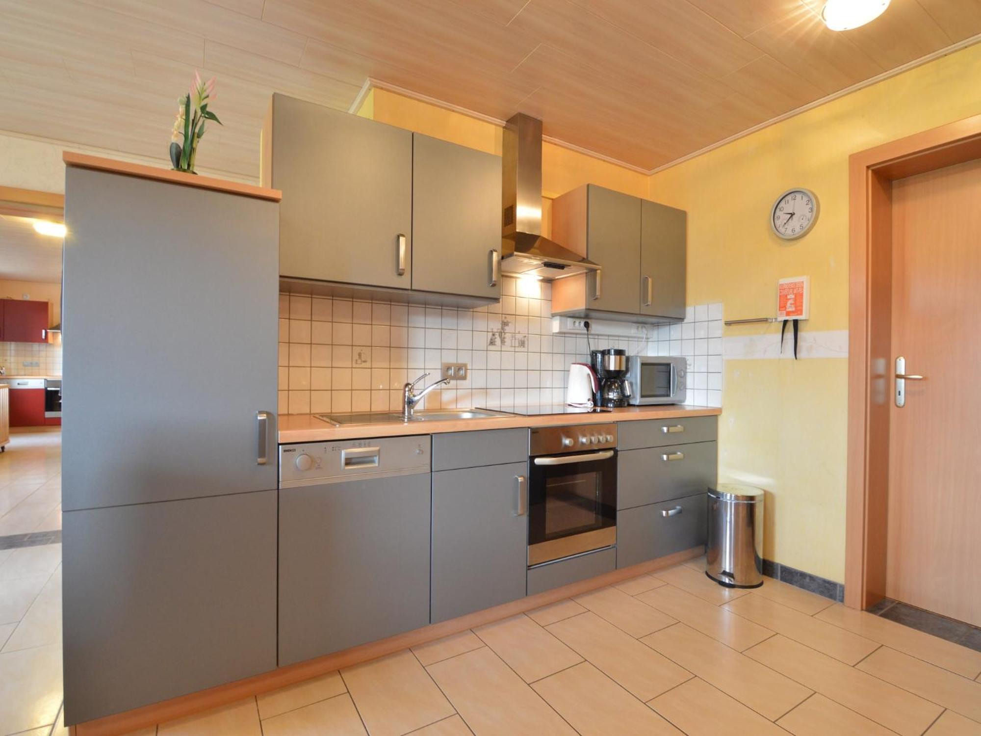Comfy Holiday Home In Burg Reuland With Sauna Terrace Bbq Екстер'єр фото
